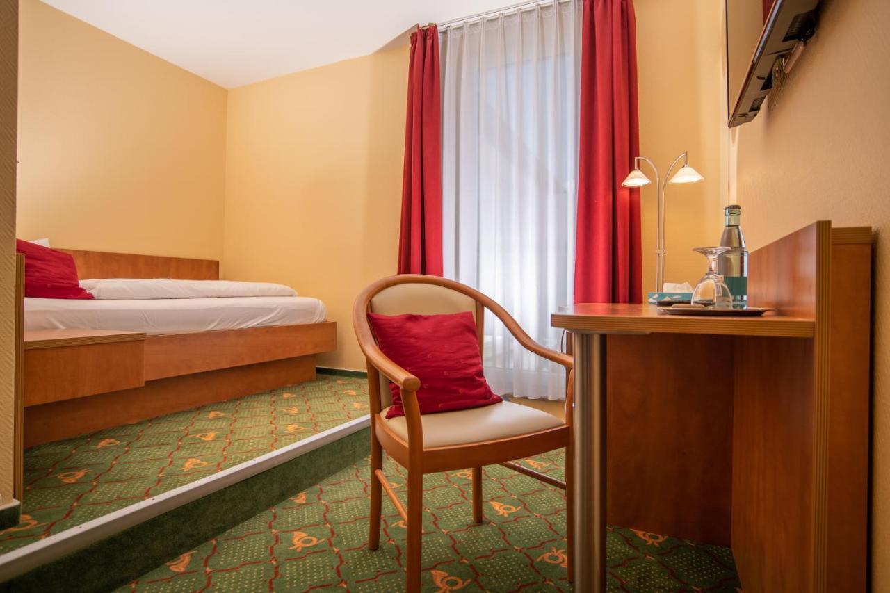 Hotel Garni Zur Alten Post Lembruch Exterior foto
